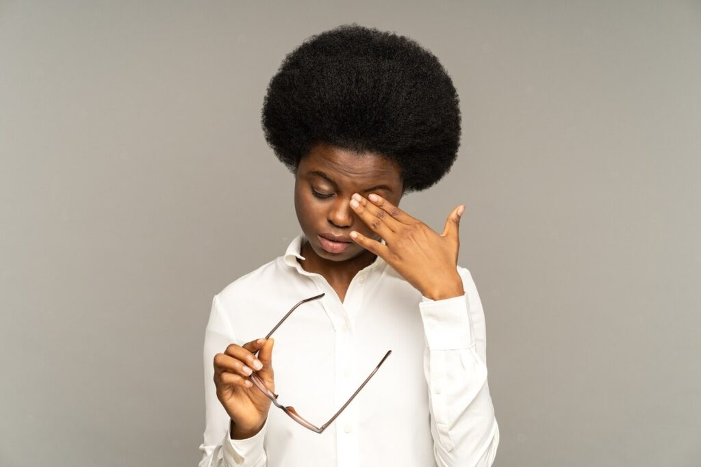 How to prevent and treat dry eyes